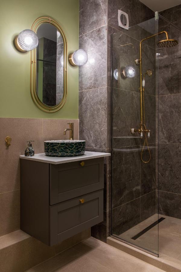 Designer Flat For 4, Heart Of Bucharest, Kitchen Villa Luaran gambar