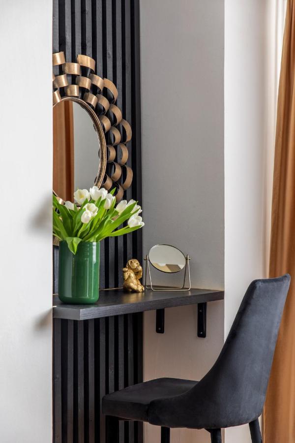 Designer Flat For 4, Heart Of Bucharest, Kitchen Villa Luaran gambar